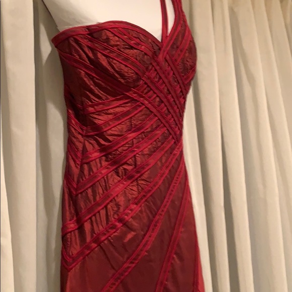 Carlos Miele red gown - Picture 6 of 9